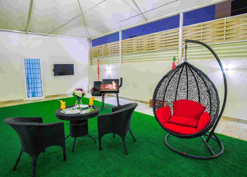 Rest Night Serviced Apartments- Alhamra Riade Exterior foto The interior of a tent